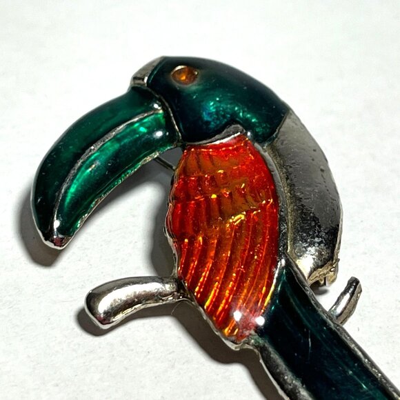 Vintage Toucan Bird Enamel Pin Brooch - Picture 1 of 6